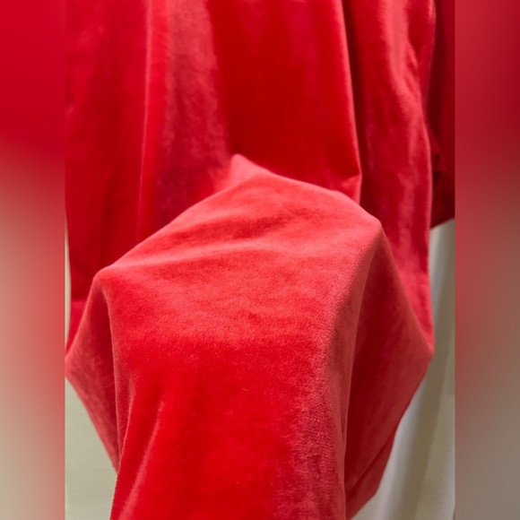 ⚫️ BOGO Weekend Edition Red Velvet Short Sleeve Top Size XL Holiday Party Chic - Picture 4 of 5